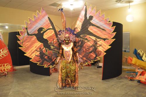 King-and-Queen CG 0123